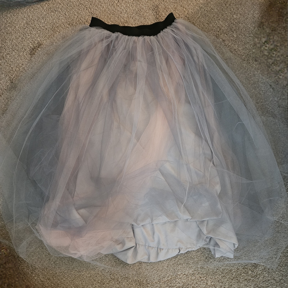 Elegant Black and Gray Tulle Skirt